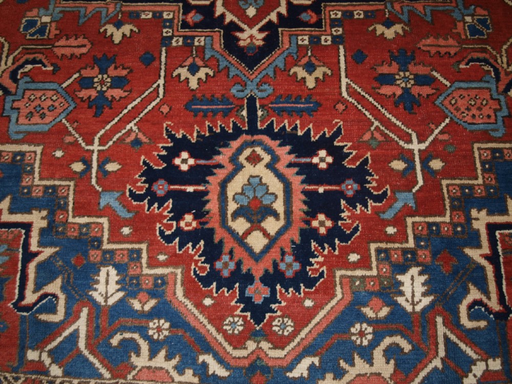 ANTIQUE PERSIAN HERIZ CARPET, SOFT RED FIELD, SUPERB CONDITION, CIRCA 1920. View IX