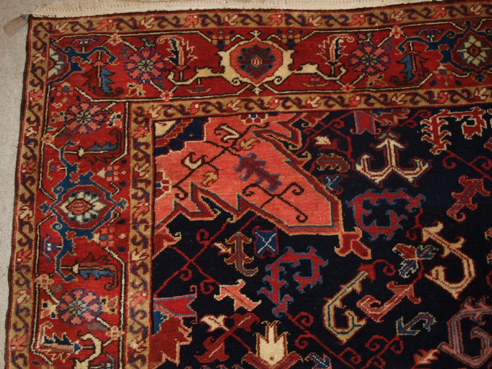 ANTIQUE PERSIAN HERIZ CARPET, STRIKING COLOUR AND DESIGN, GREAT CONDITION, CIRCA 1920. View II