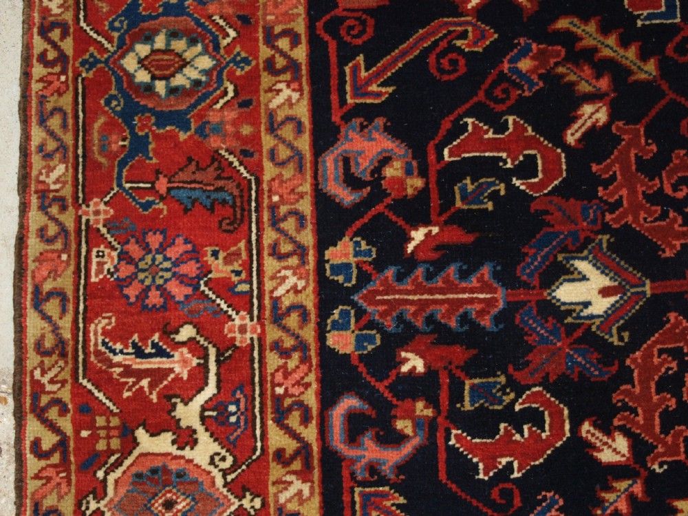 ANTIQUE PERSIAN HERIZ CARPET, STRIKING COLOUR AND DESIGN, GREAT CONDITION, CIRCA 1920. View III