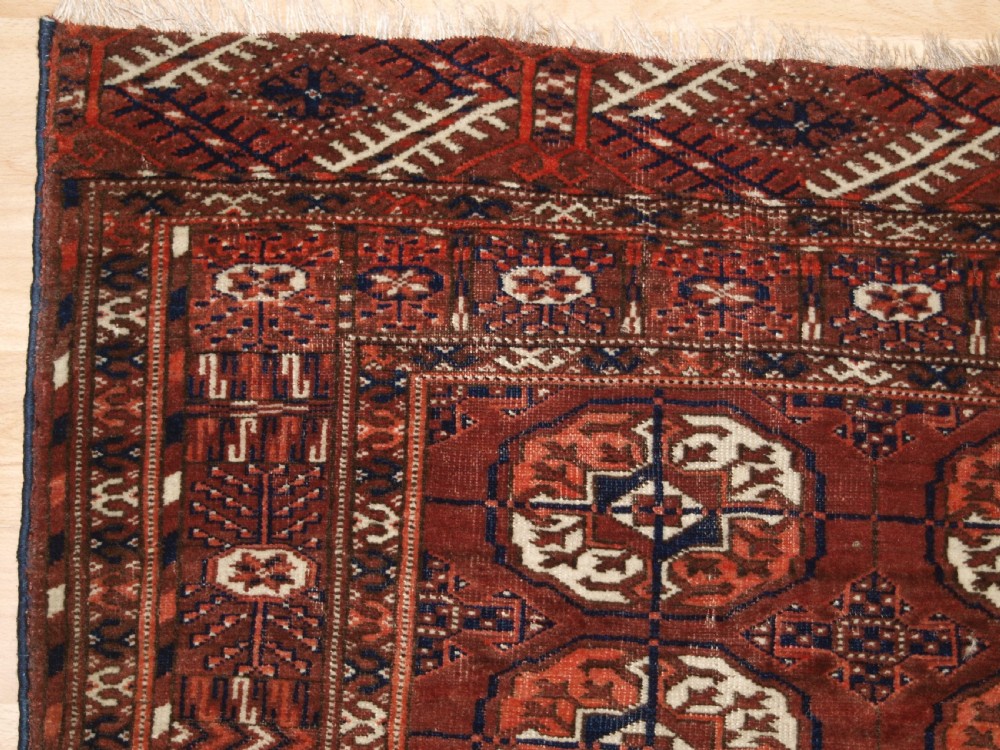 ANTIQUE TEKKE TURKMEN RUG, GOOD FURNISHING EXAMPLE, CIRCA 1900. View III