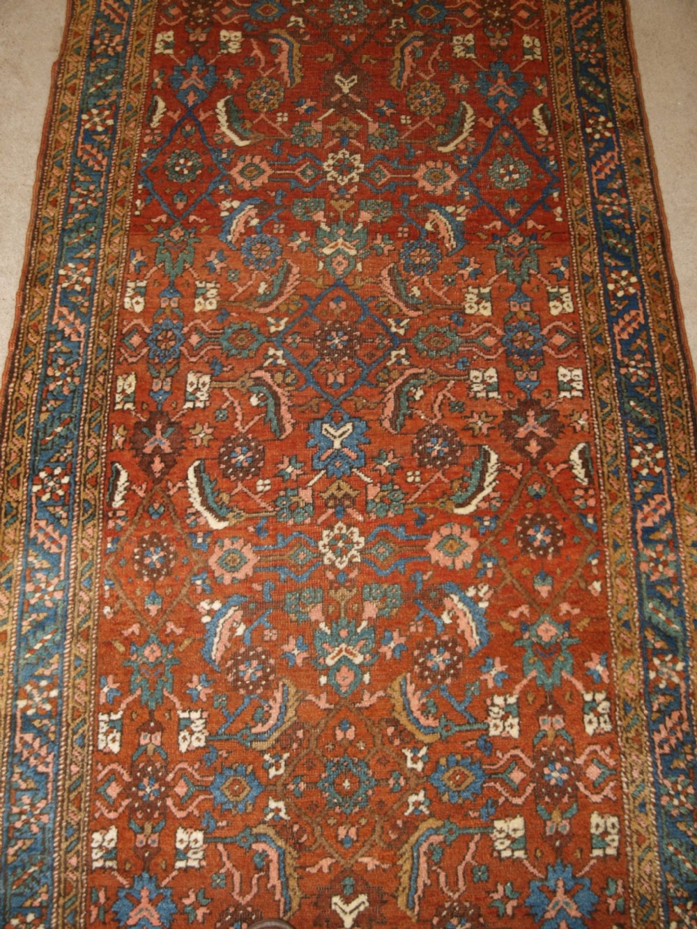 ANTIQUE PERSIAN KARAJA RUNNER, GOOD OUNTRY HOUSE FURNISHING RUNNER, CIRCA 1900. View III
