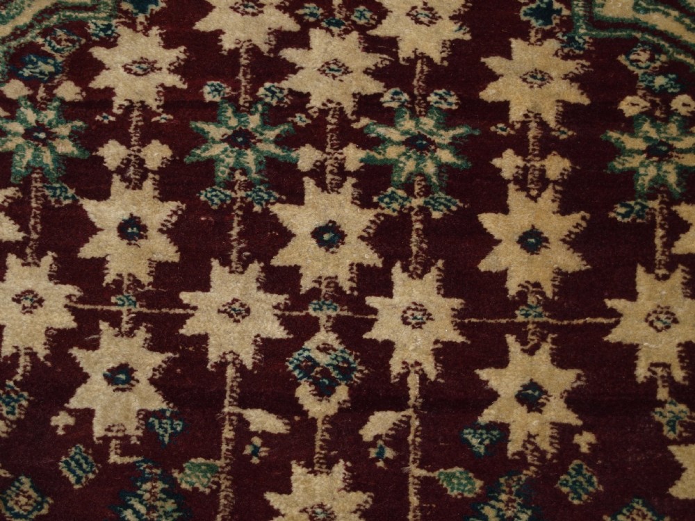 ANTIQUE INDIAN AGRA PRAYER RUG OF SMALL SIZE, CIRCA 1900. View XII