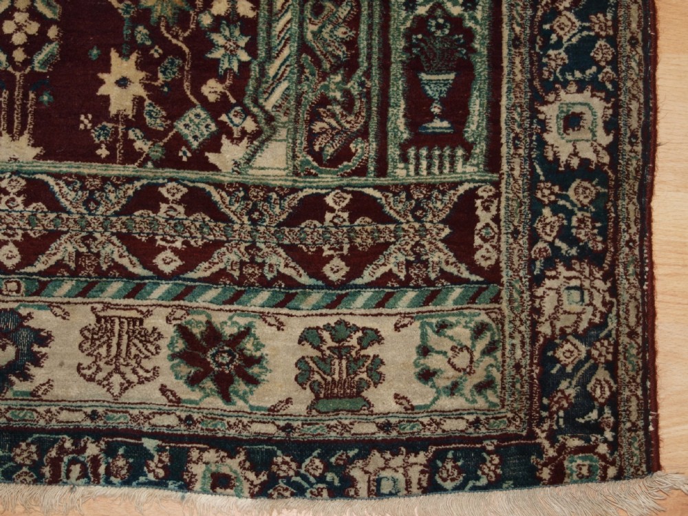 ANTIQUE INDIAN AGRA PRAYER RUG OF SMALL SIZE, CIRCA 1900. View XIV