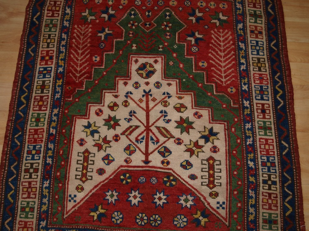 ANTIQUE TURKISH BERGAMA REGION PRAYER RUG OF GOOD DESIGN, CIRCA 1900. View VI