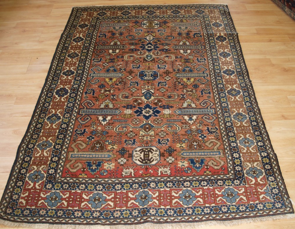OLD ARDABIL RUG WITH CAUCASIAN PEREPEDIL DESIGN, CIRCA 1920.