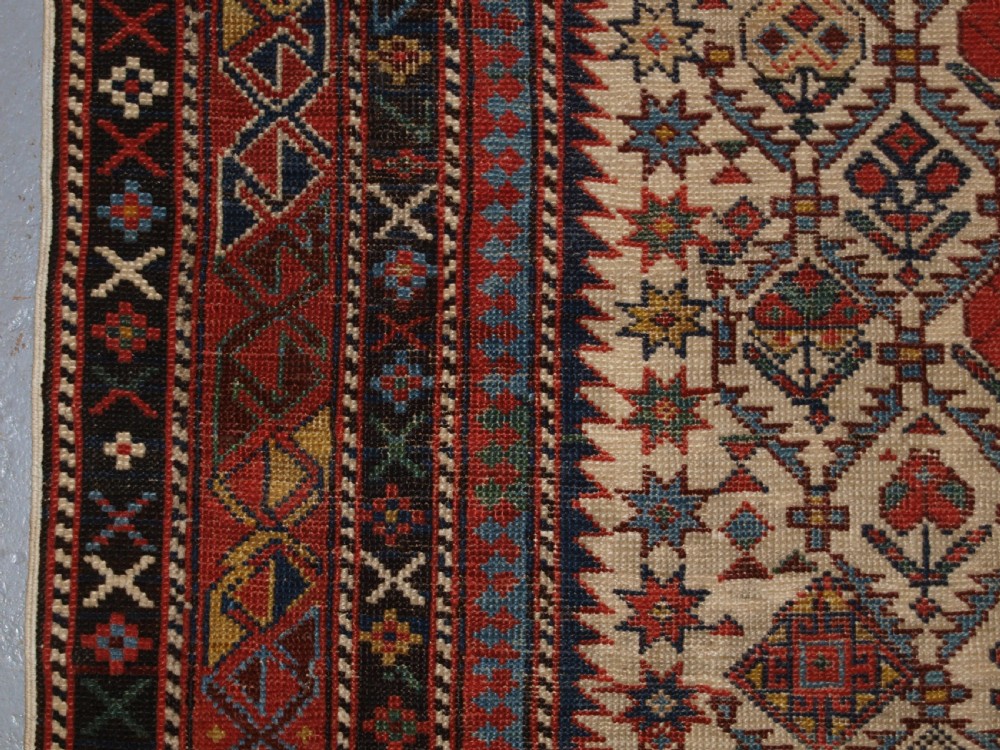 ANTIQUE CAUCASIAN DAGHESTAN PRAYER RUG, FLORAL LATTICE DESIGN, SUPERB, CIRCA 1880. View V