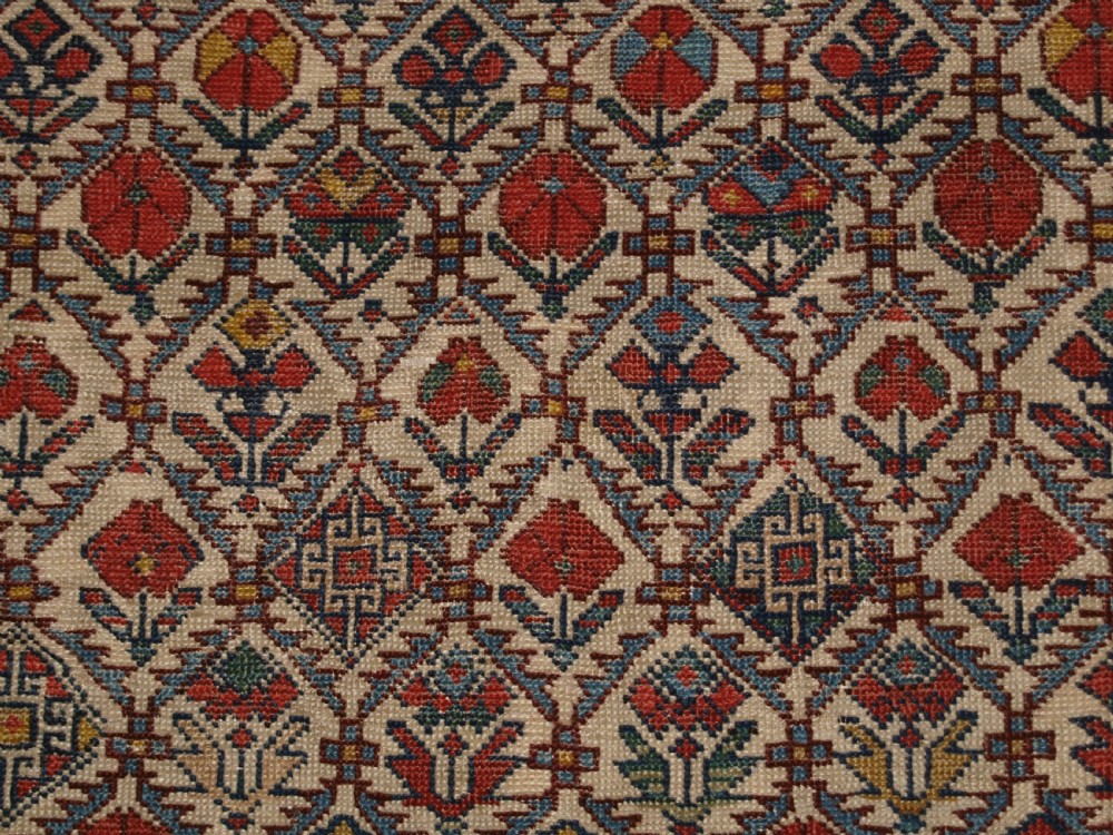 ANTIQUE CAUCASIAN DAGHESTAN PRAYER RUG, FLORAL LATTICE DESIGN, SUPERB, CIRCA 1880. View XI