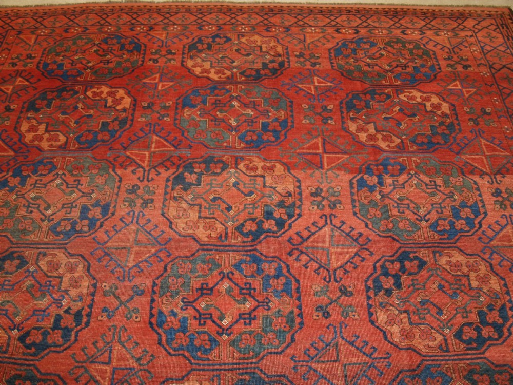 ANTIQUE ERSARI TURKMEN MAIN CARPET, VERY LARGE GULS, CIRCA 1880 OR EARLIER. View IV