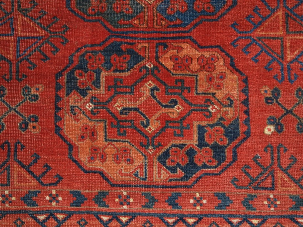ANTIQUE ERSARI TURKMEN MAIN CARPET, VERY LARGE GULS, CIRCA 1880 OR EARLIER. View XIII