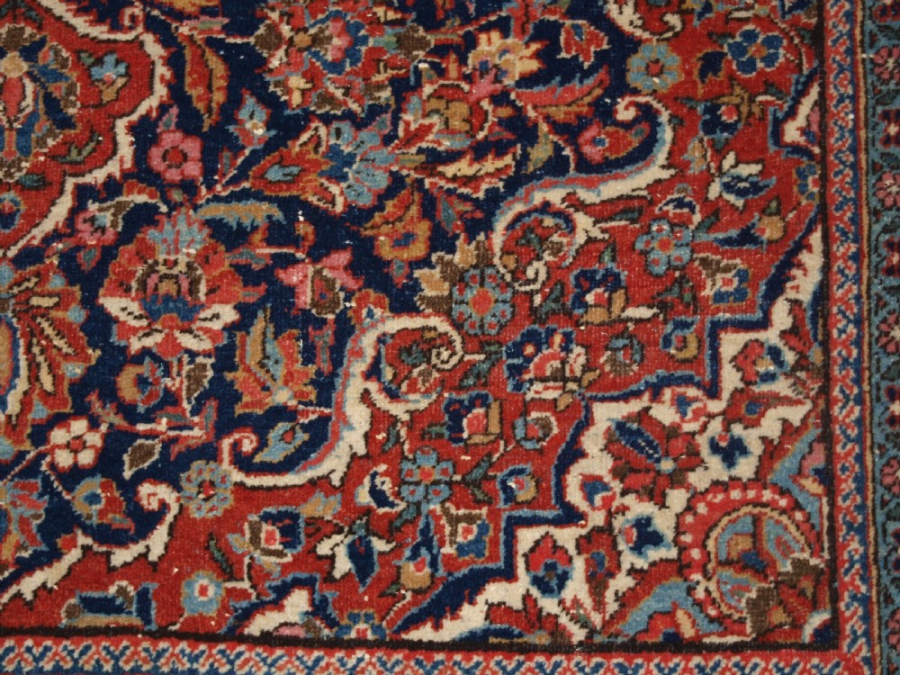 ANTIQUE KASHAN RUG OF TRADITIONAL DESIGN, CIRCA 1920. View IX