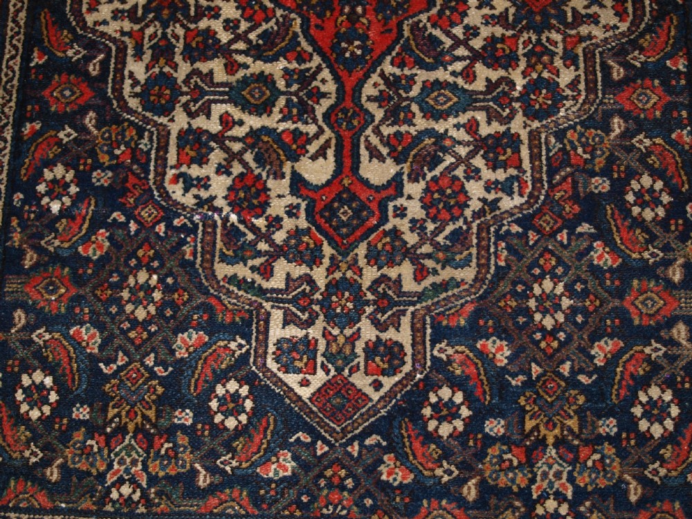 ANTIQUE MALAYER VILLAGE RUG, SOFT RED BORDER, CIRCA 1920. View XI