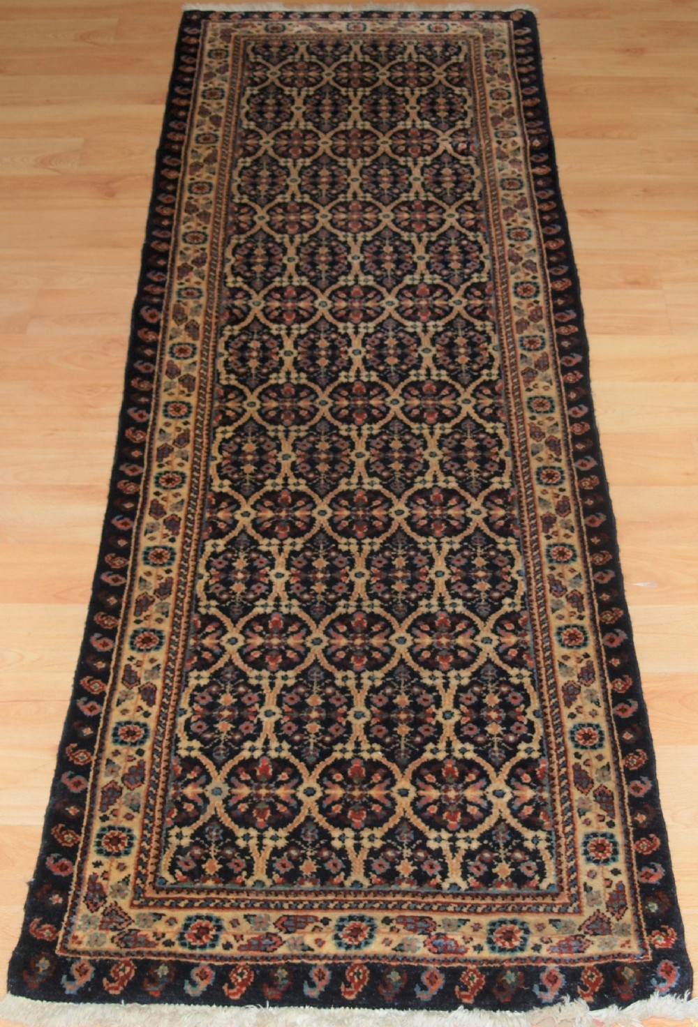 OLD HAMADAN VILLAGE RUNNER, VERY SMALL SIZE, CIRCA 1920/30.