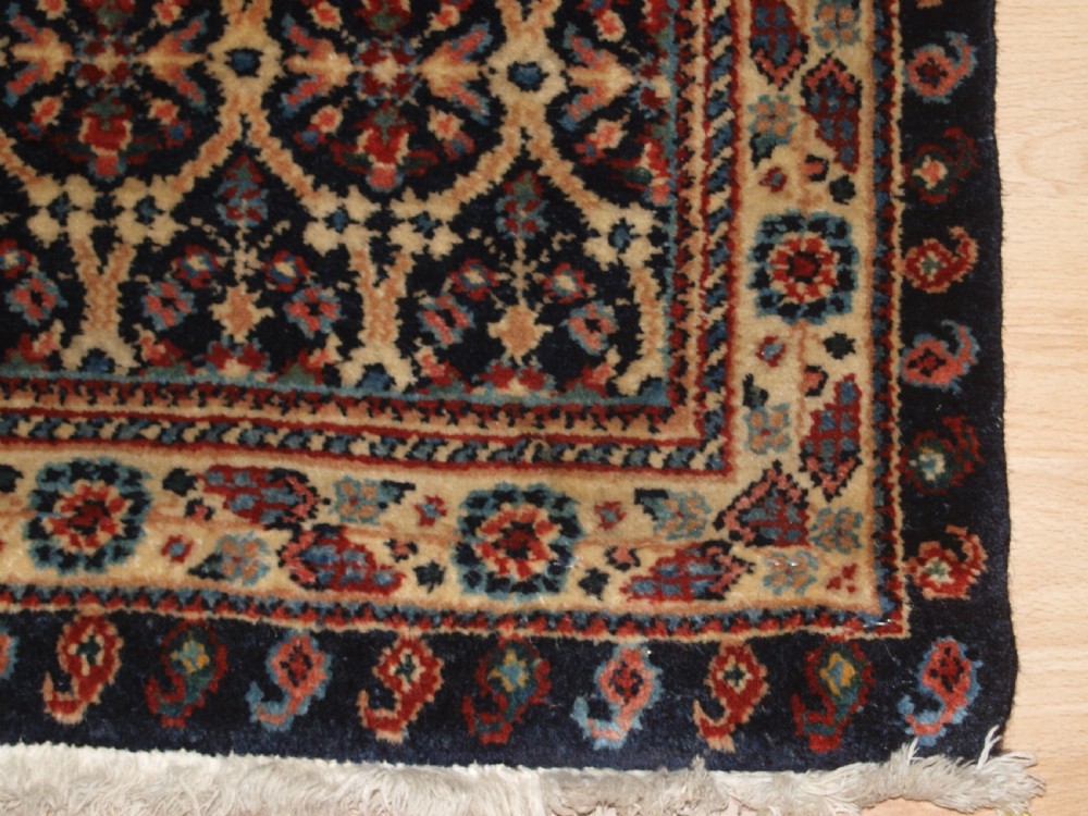 OLD HAMADAN VILLAGE RUNNER, VERY SMALL SIZE, CIRCA 1920/30. View X