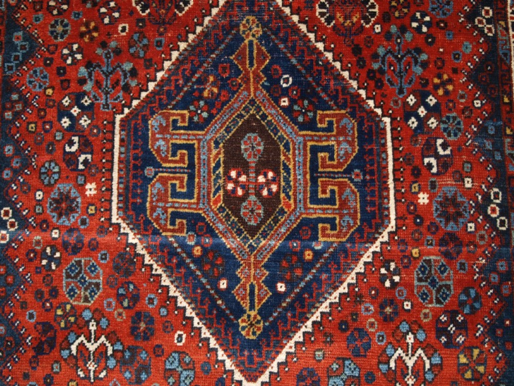 OLD KHAMSEH SHIRAZ RUG, CIRCA 1920. View VI