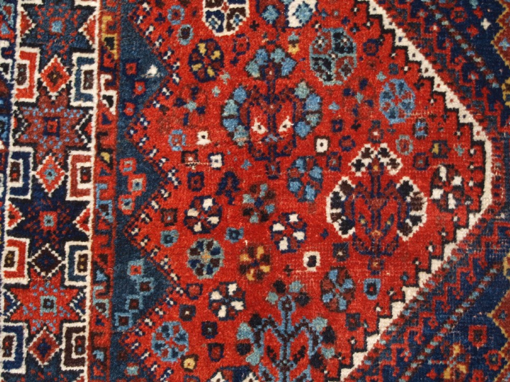 OLD KHAMSEH SHIRAZ RUG, CIRCA 1920. View VII