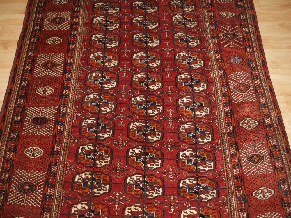 ANTIQUE TEKKE TURKMEN RUG, SUPERB COLOUR, GREAT CONDITION, CIRCA 1900. View III