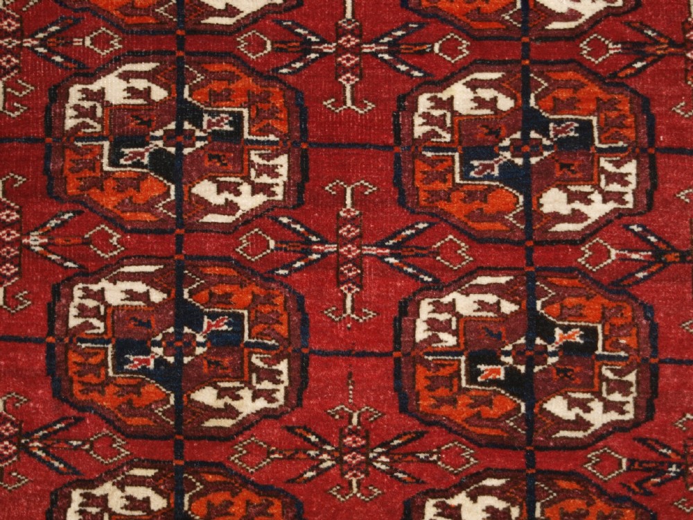ANTIQUE TEKKE TURKMEN RUG, SUPERB COLOUR, GREAT CONDITION, CIRCA 1900. View VI