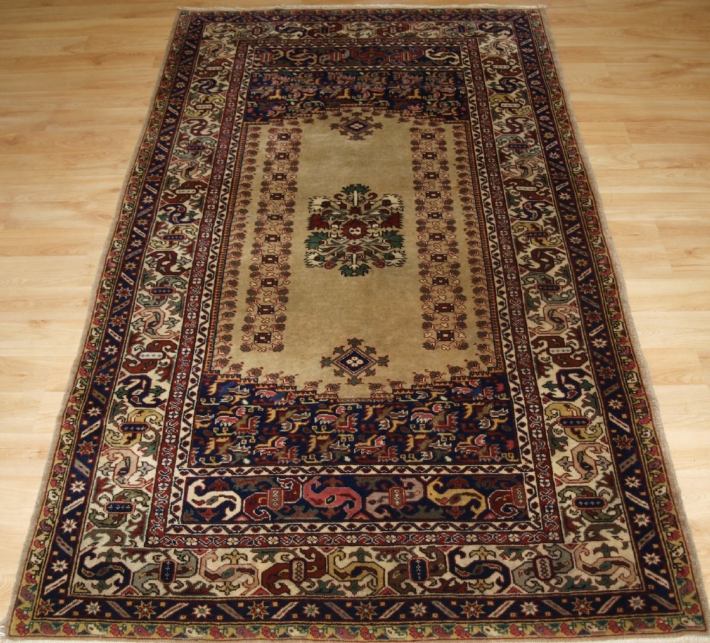 OLD TURKISH KULA RUG OF TRADITIONAL DESIGN, GREAT COLOUR, CIRCA 1920.