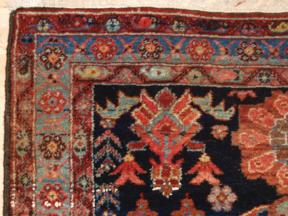 ANTIQUE KURDISH VILLAGE RUG, STRIKING DESIGN, CIRCA 1900. View III