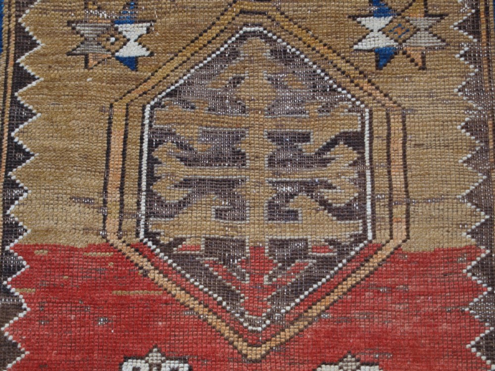 ANTIQUE CAUCASIAN BORDJALOU KAZAK PRAYER RUG, CIRCA 1880. View VII