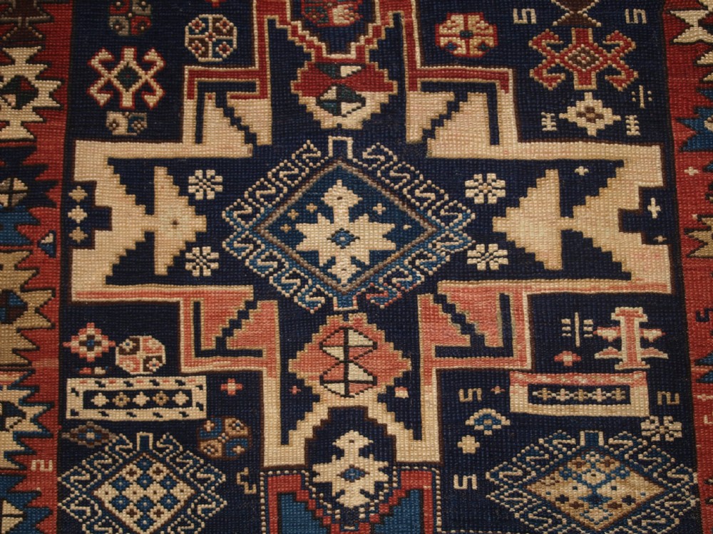 ANTIQUE CAUCASIAN SHIRVAN RUG WITH LESGHI STAR DESIGN, CIRCA 1890. View VIII