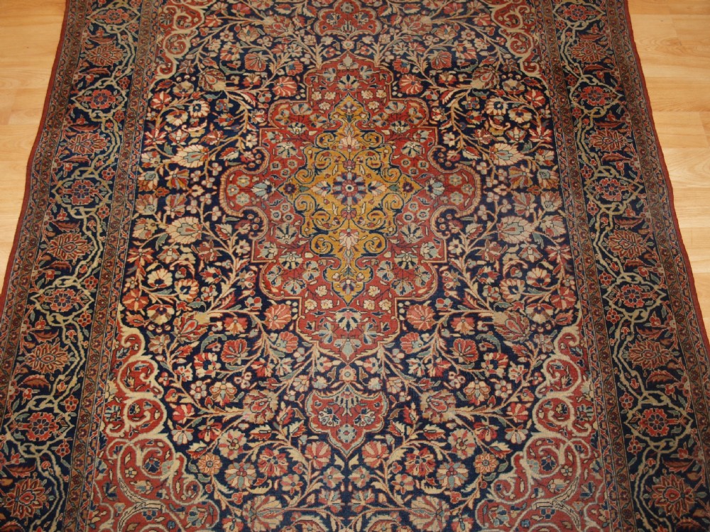 ANTIQUE KASHAN RUG, GREAT COLOUR WITH LOW PILE FOR THE LIVED WITH LOOK, CIRCA 1900. View IV