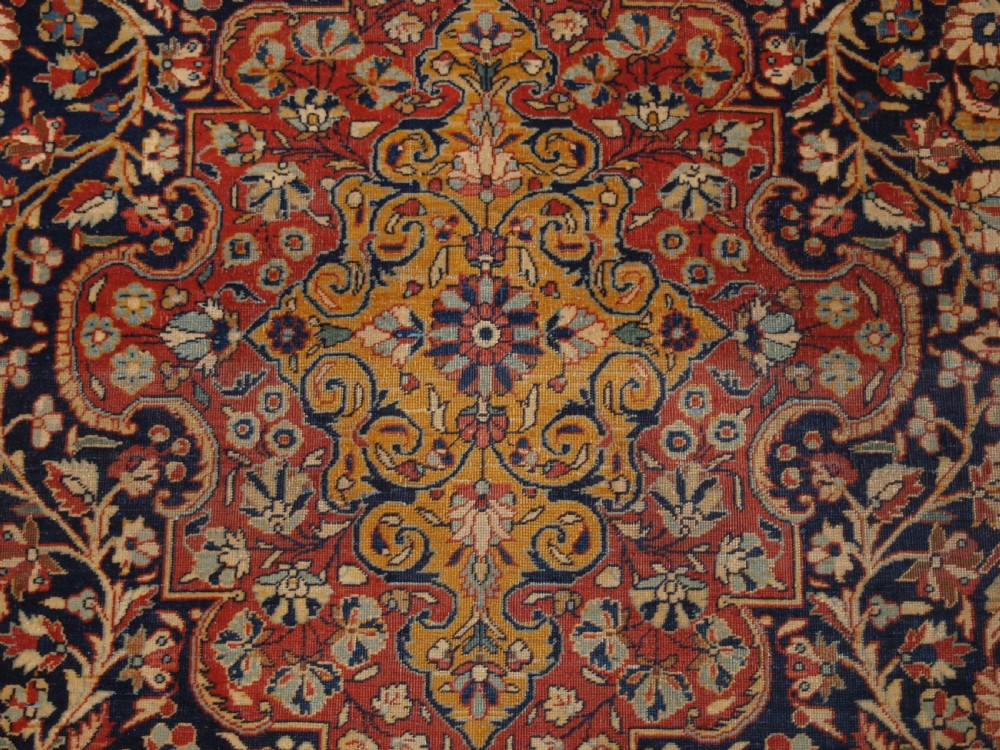 ANTIQUE KASHAN RUG, GREAT COLOUR WITH LOW PILE FOR THE LIVED WITH LOOK, CIRCA 1900. View VII
