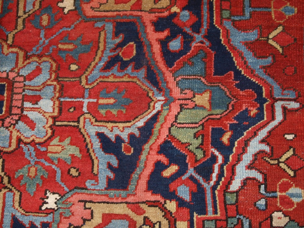ANTIQUE HERIZ CARPET, EXCELLENT COLOURS, GREAT FURNISHING CARPET, CIRCA 1900. View XV