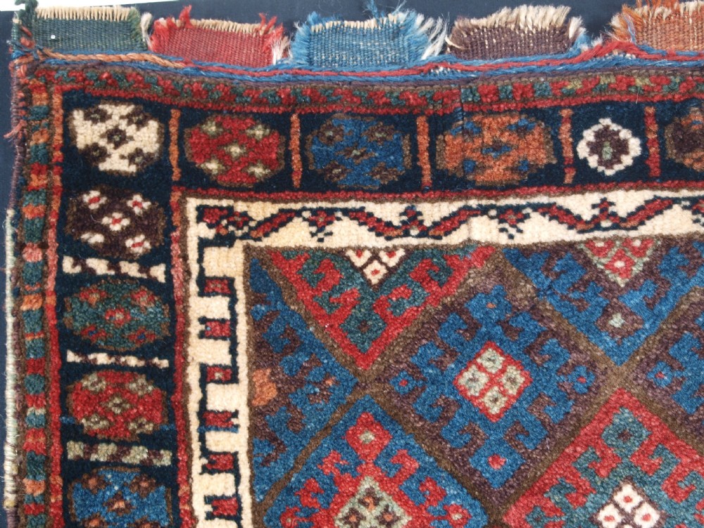 ANTIQUE JAF KURD BAG WITH PLAIN WEAVE ZIG ZAG BACK, CIRCA 1880. View VI