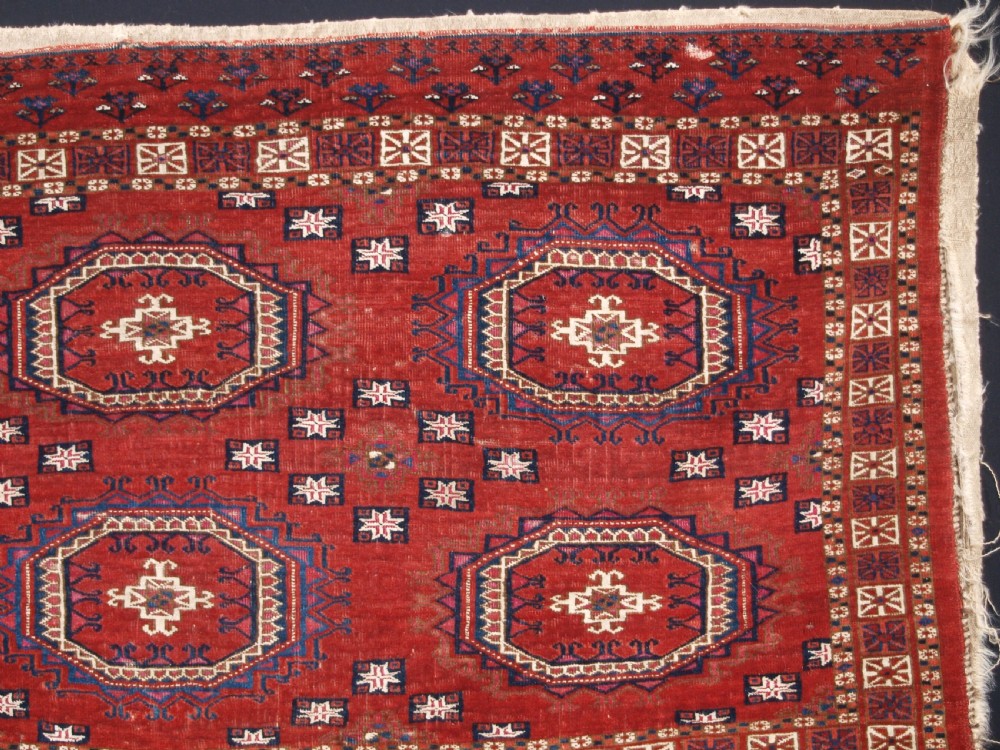 ANTIQUE TEKKE TURKMEN CHUVAL, SILK AND COTTON HIGHLIGHTS, SALOR GULS, CIRCA 1825. View IV