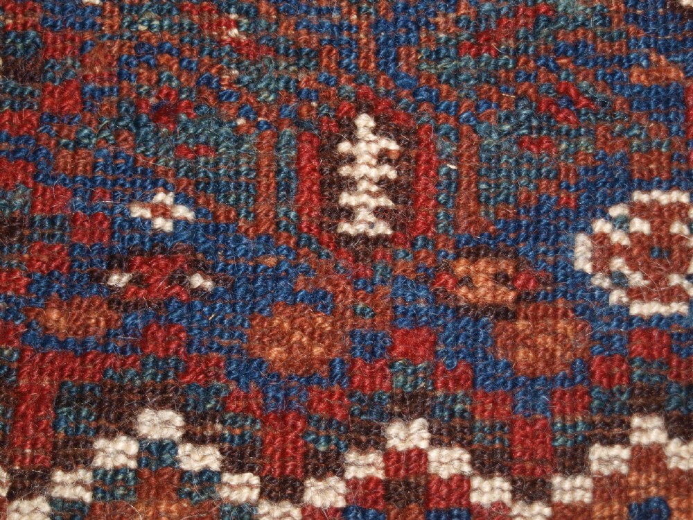 OLD KHAMSEH TRIBAL RUG, TRIBAL DESIGN, SMALL SIZE, CIRCA 1920. View XI