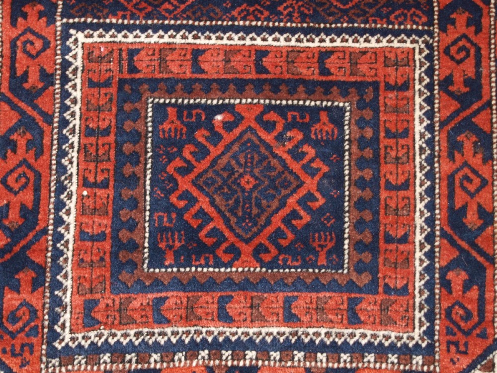 ANTIQUE BALUCH RUG WITH COMPARTMENT DESIGN, SOFT WOOL, CIRCA 1900. View XI