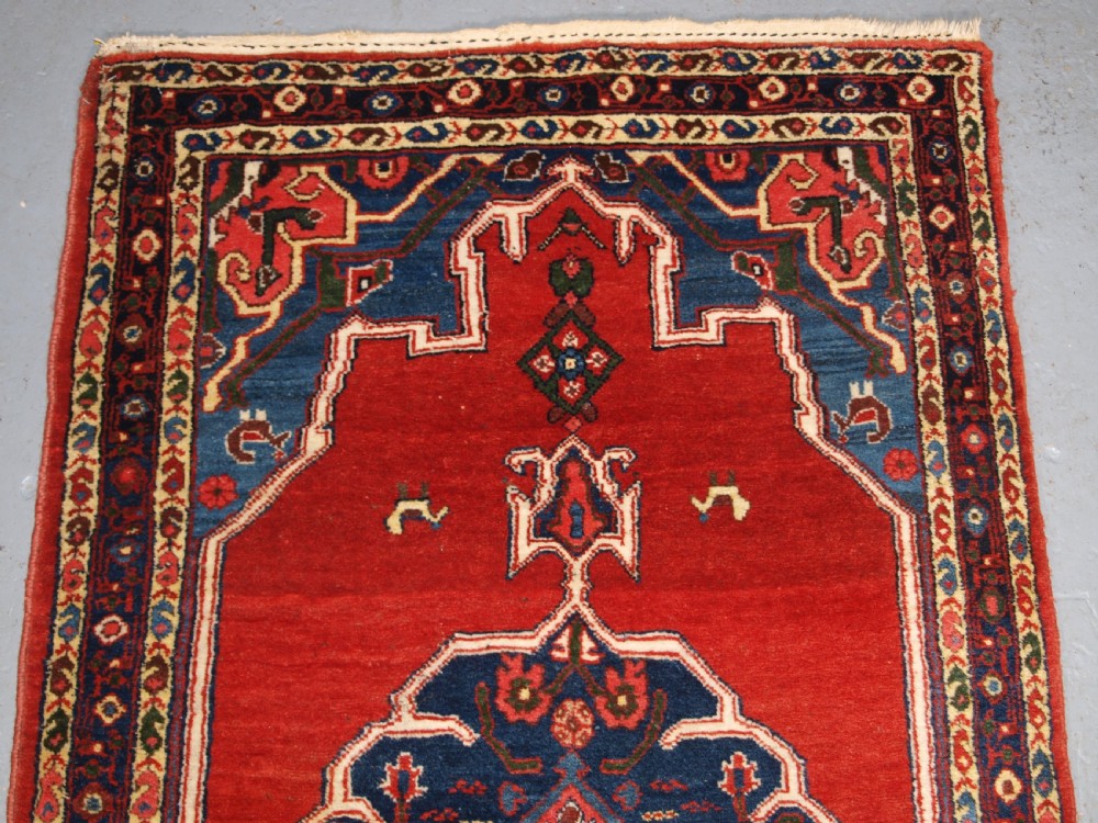 ANTIQUE BIJAR RUG OF SMALL SIZE, EXCELLENT CONDITION, CIRCA 1900. View III