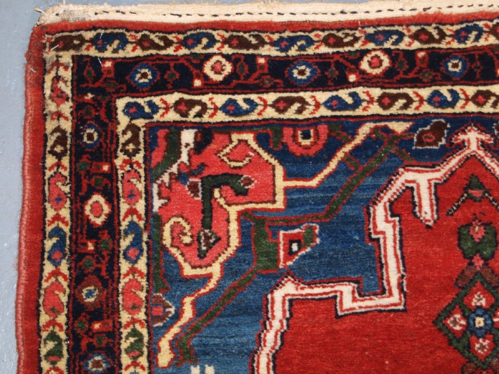 ANTIQUE BIJAR RUG OF SMALL SIZE, EXCELLENT CONDITION, CIRCA 1900. View VI