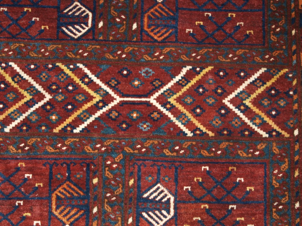 ANTIQUE ERSARI TURKMEN ENSI, OUTSTANDING CONDITION, CIRCA 1890. View IX