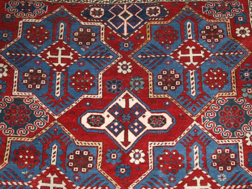 ANTIQUE CAUCASIAN SHIRVAN RUG WITH AKSTAFA STAR DESIGN, CIRCA 1890. View VIII
