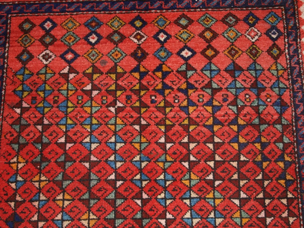ANTIQUE KURDISH VILLAGE RUG, GREAT FURNISHING RUG, CIRCA 1920. View VIII