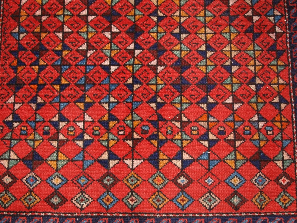 ANTIQUE KURDISH VILLAGE RUG, GREAT FURNISHING RUG, CIRCA 1920. View IX