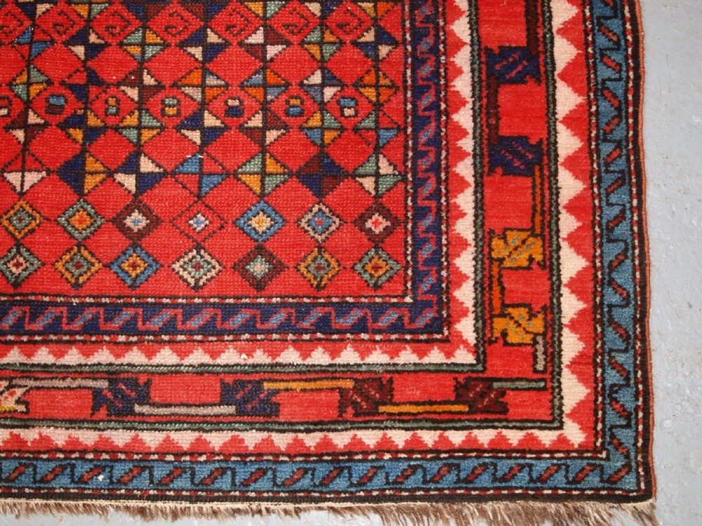 ANTIQUE KURDISH VILLAGE RUG, GREAT FURNISHING RUG, CIRCA 1920. View XI