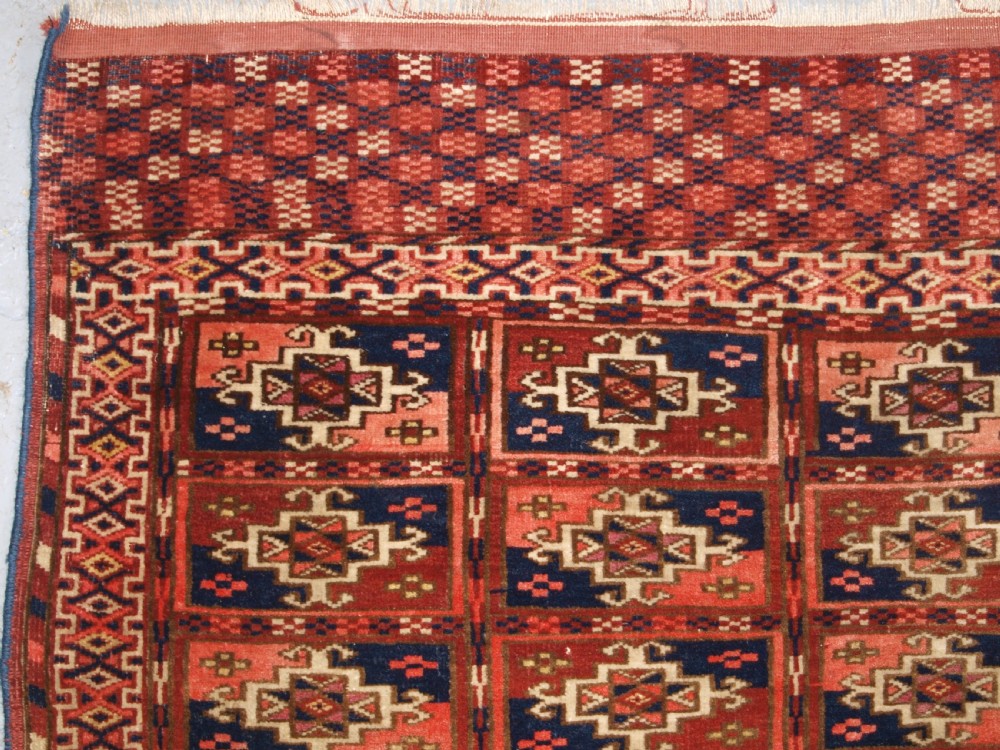 ANTIQUE TEKKE TURKMEN DOWRY RUG, VERY FINE WEAVE, CIRCA 1890. View IV