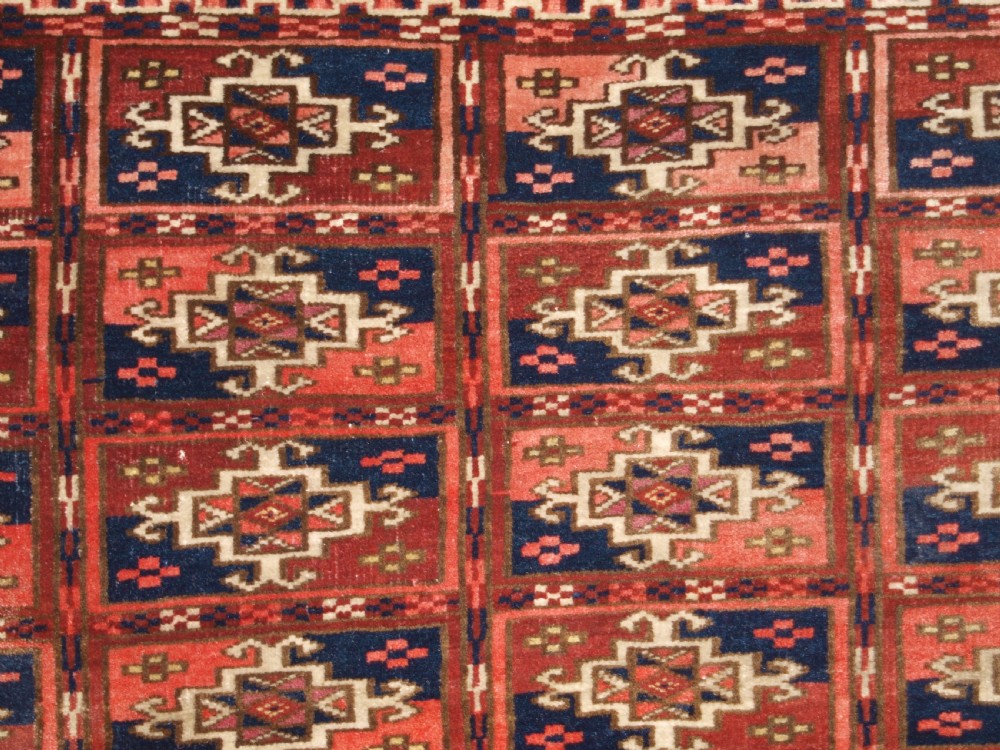ANTIQUE TEKKE TURKMEN DOWRY RUG, VERY FINE WEAVE, CIRCA 1890. View VI