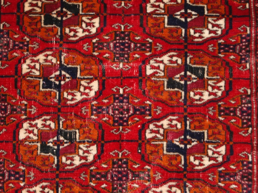 ANTIQUE TEKKE TURKMEN RUG OF SMALL SIZE, CIRCA 1900. View VIII