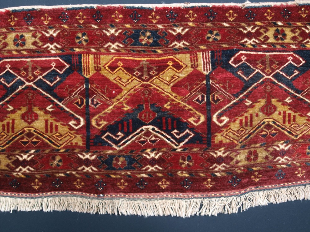 ANTIQUE ERSARI BESHIR TURKMEN TORBA, UNUSUAL DESIGN, CIRCA 1900. View II