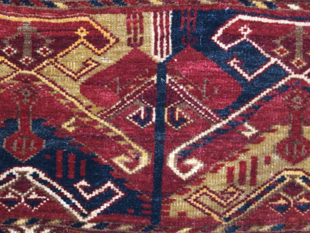 ANTIQUE ERSARI BESHIR TURKMEN TORBA, UNUSUAL DESIGN, CIRCA 1900. View IX