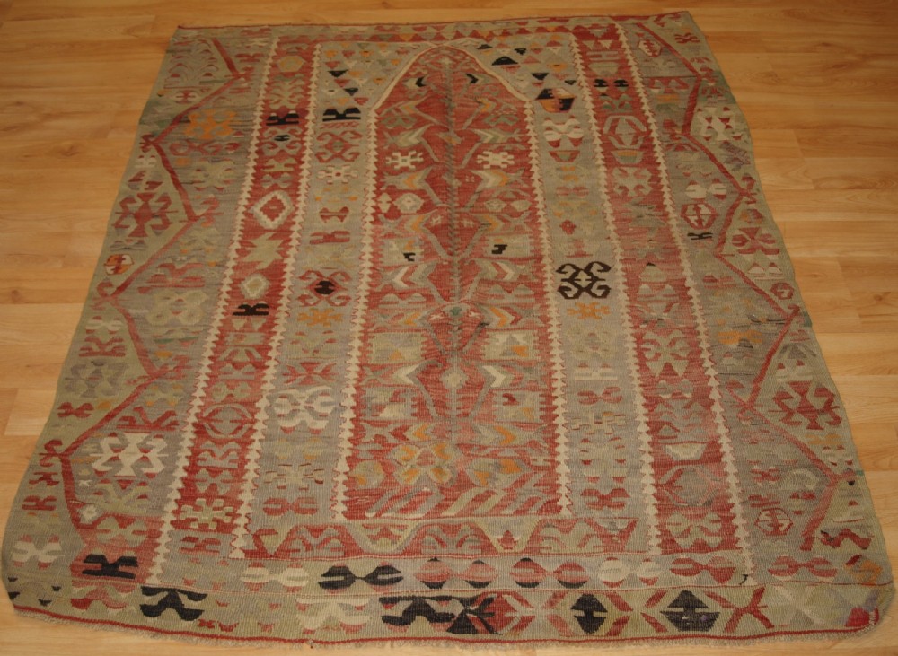 ANTIQUE TURKISH PRAYER KILIM FROM DENIZLI VILLAGE, SOFT COLOURS, CIRCA 1920.