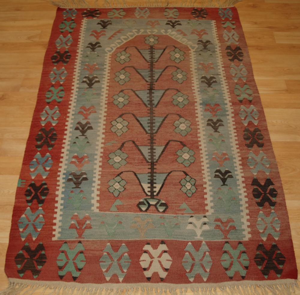 ANTIQUE TURKISH VILLAGE PRAYER KILIM WITH TREE OF LIFE DESIGN, CIRCA 1920.