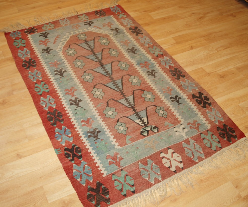 ANTIQUE TURKISH VILLAGE PRAYER KILIM WITH TREE OF LIFE DESIGN, CIRCA 1920. View II