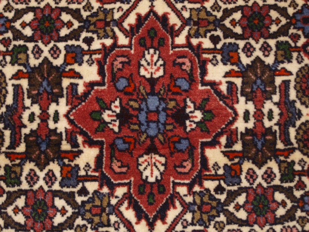 OLD HAMADAN REGION RUG OF SMALL SIZE WITH HERATI DESIGN, CIRCA 1930. View VIII
