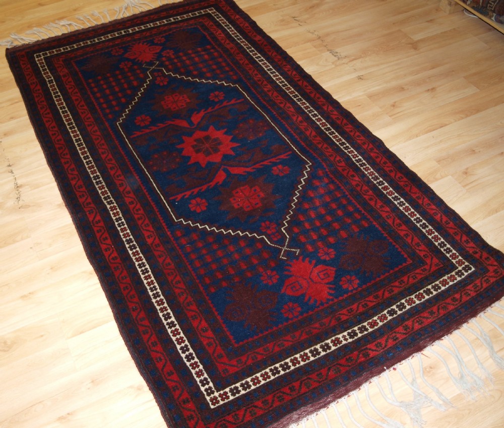 OLD TURKISH YAGCIBEDIR VILLAGE RUG, TRADITIONAL DESIGN, CIRCA 1920/30. View II