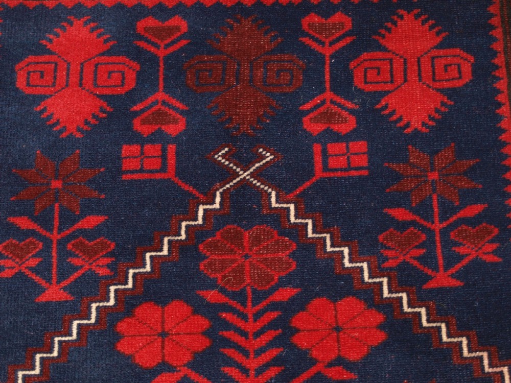OLD TURKISH YAGCIBEDIR VILLAGE RUG, GOOD COLOUR AND DESIGN, CIRCA 1920/30. View VI